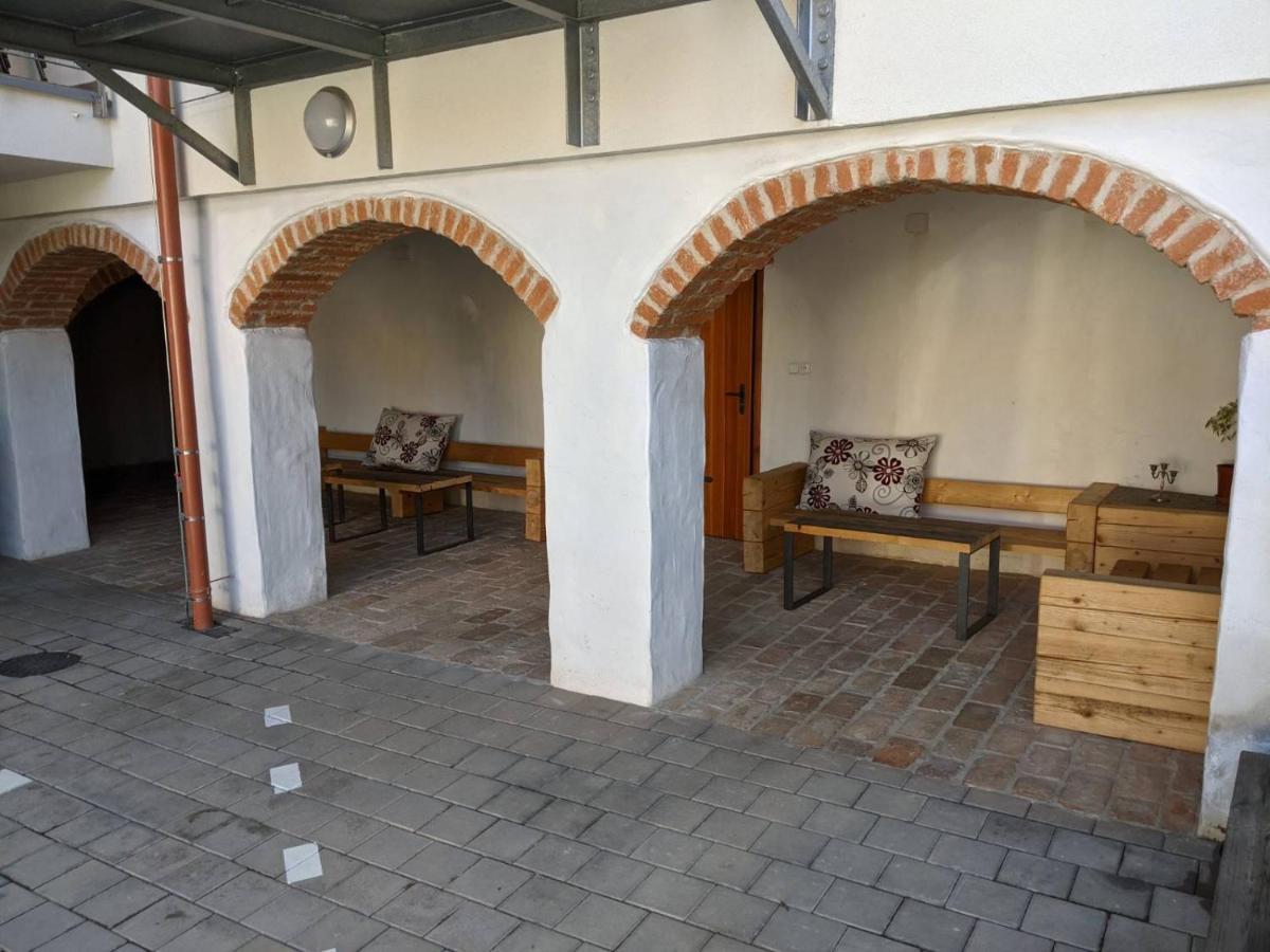 Rv Apartman Mikulov Zewnętrze zdjęcie